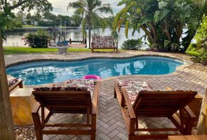 Airbnb-Luxury-Vacation-Home-West-Palm-Beach-33403